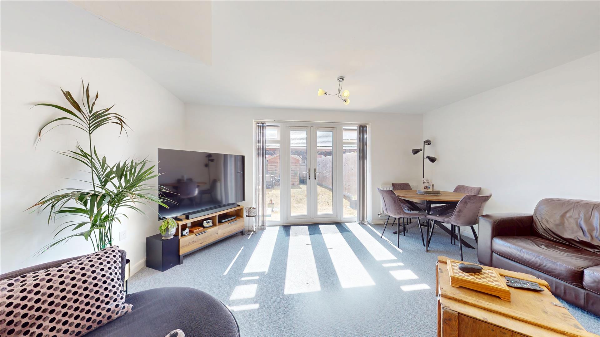 3 bed property in Fen Street, Milton Keynes